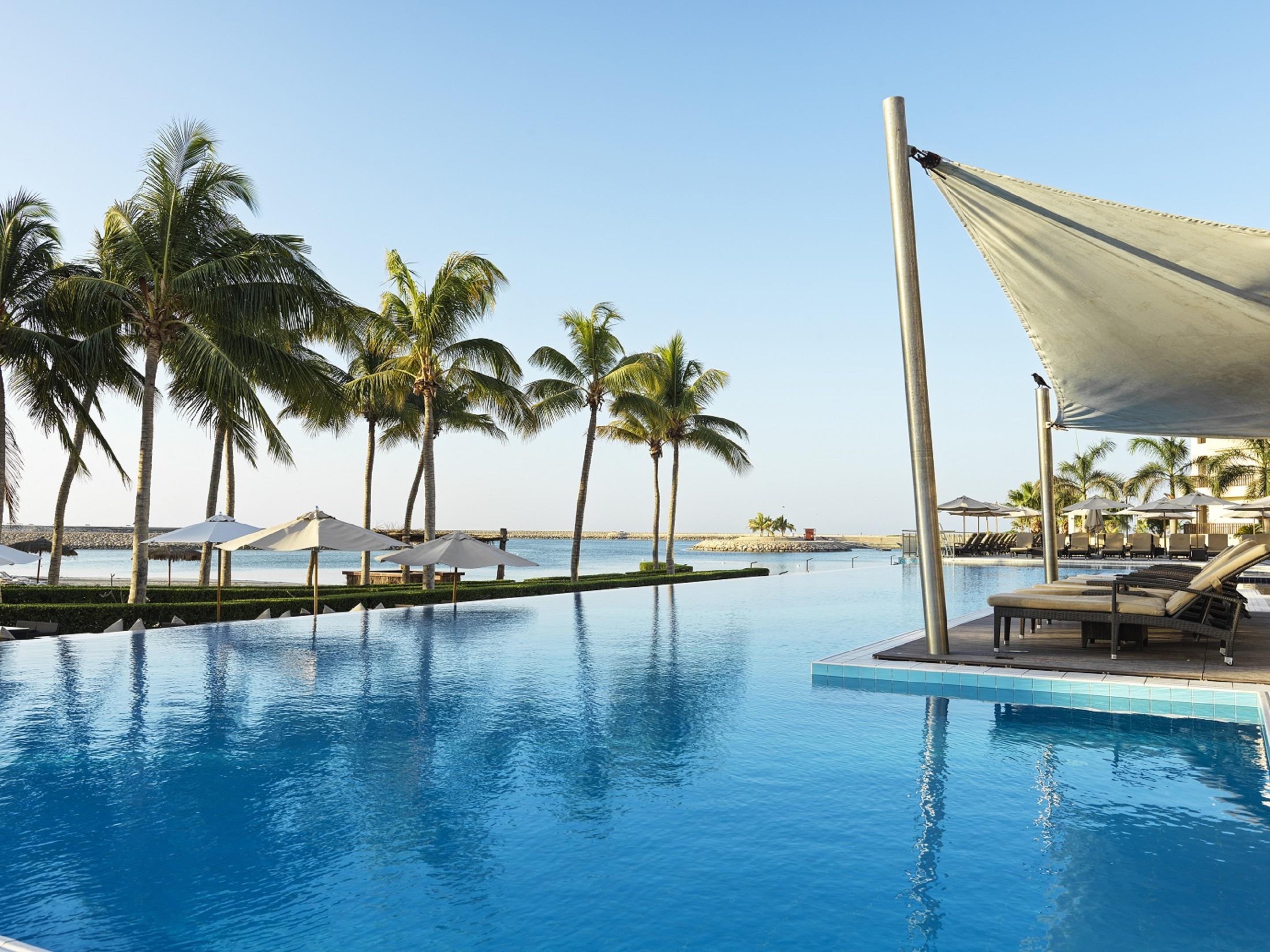 Fanar Hotel & Residences Salalah Extérieur photo The Cove Rotana Resort