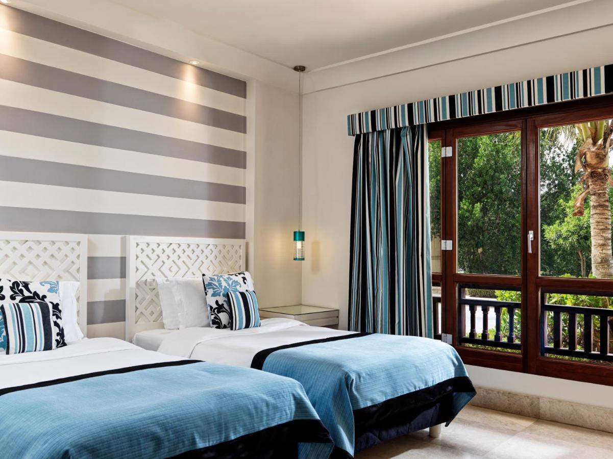 Fanar Hotel & Residences Salalah Extérieur photo Deluxe Room