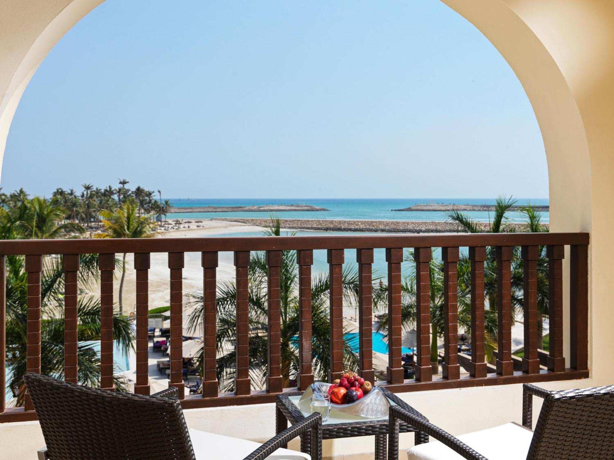 Fanar Hotel & Residences Salalah Extérieur photo View from the balcony of a suite